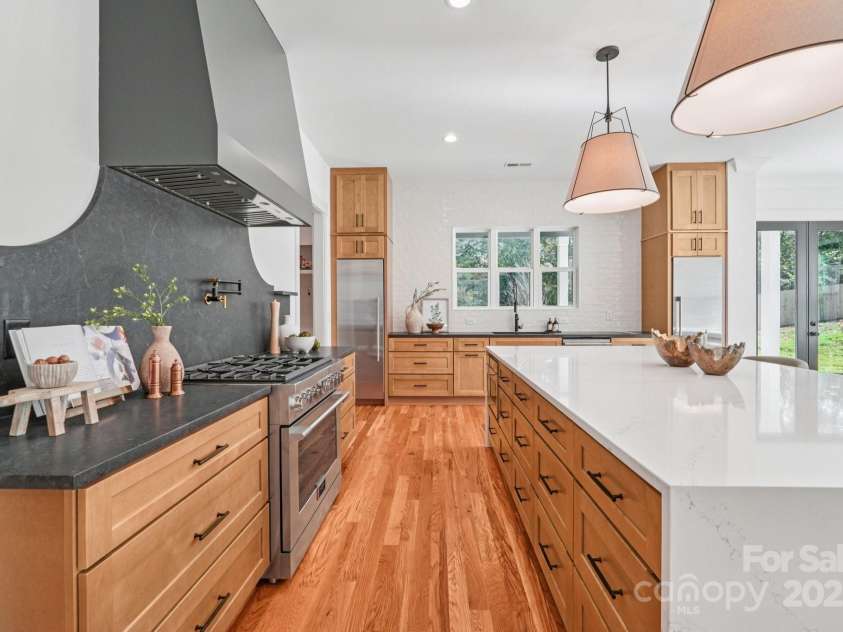 132 Sardis Lane, Charlotte, NC 28270.  MLS# CAR4320074, YatesRealty ID 3812. 