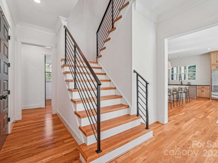 132 Sardis Lane, Charlotte, NC 28270.  MLS# CAR4320074, YatesRealty ID 3812. 