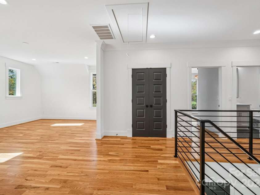 132 Sardis Lane, Charlotte, NC 28270.  MLS# CAR4320074, YatesRealty ID 3812. 