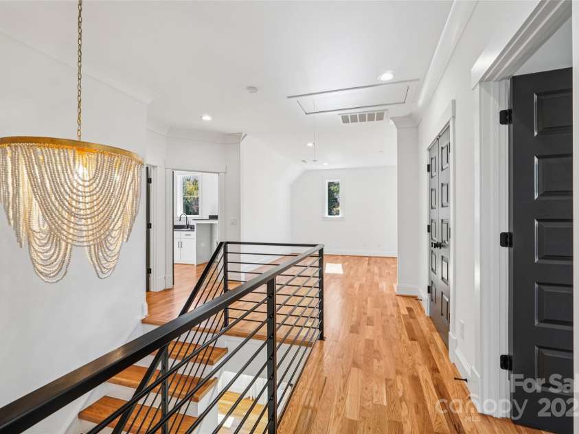 132 Sardis Lane, Charlotte, NC 28270.  MLS# CAR4320074, YatesRealty ID 3812. 