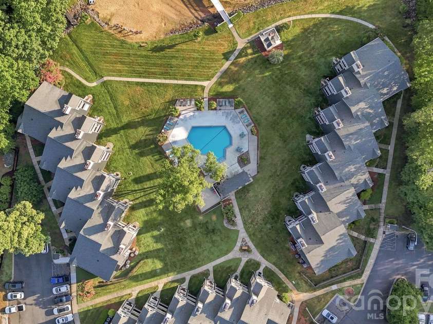 2135 Regatta Lane, Denver, NC 28037.  MLS# CAR4401238, YatesRealty ID 3812. Lakefront Condos