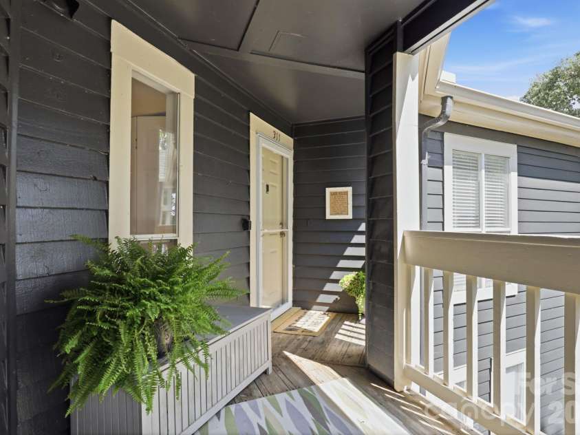 2135 Regatta Lane, Denver, NC 28037.  MLS# CAR4416821, YatesRealty ID 3812. Private front deck- also has view