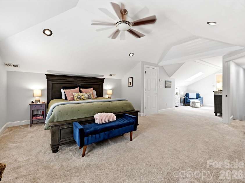 1822 Lombardy Circle, Charlotte, NC 28203.  MLS# CAR4403539, YatesRealty ID 38120. Primary bedroom with sitting area