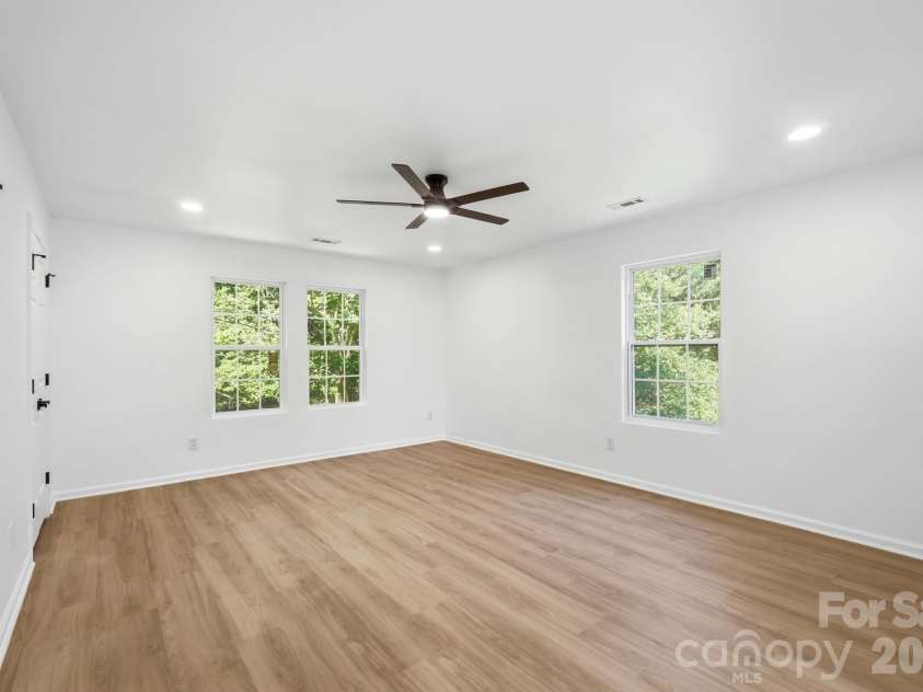 6102 Garamond Court, Charlotte, NC 28270.  MLS# CAR4392122, YatesRealty ID 38121. 