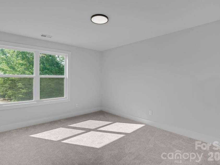 4629 Graybirch Drive, Maiden, NC 28650.  MLS# CAR4402358, YatesRealty ID 38124. 