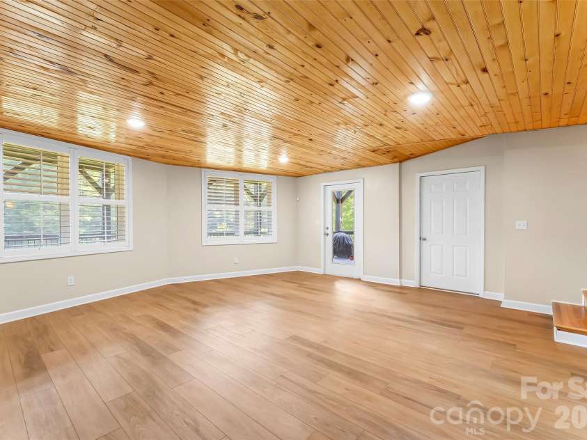94 Fairway Drive, Nebo, NC 28761.  MLS# CAR4404522, YatesRealty ID 38125. 