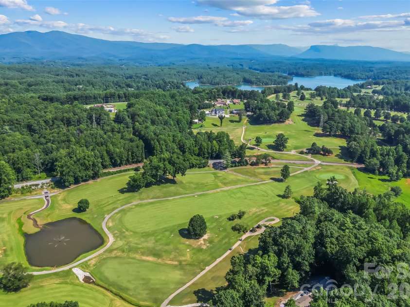 94 Fairway Drive, Nebo, NC 28761.  MLS# CAR4404522, YatesRealty ID 38125. 