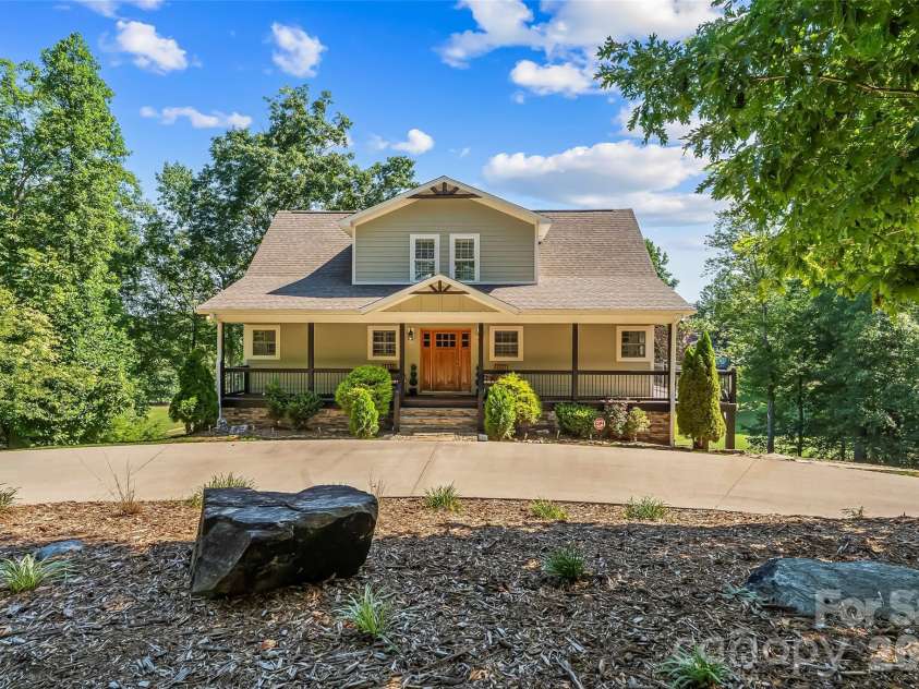94 Fairway Drive, Nebo, NC 28761.  MLS# CAR4404522, YatesRealty ID 38125. Main view