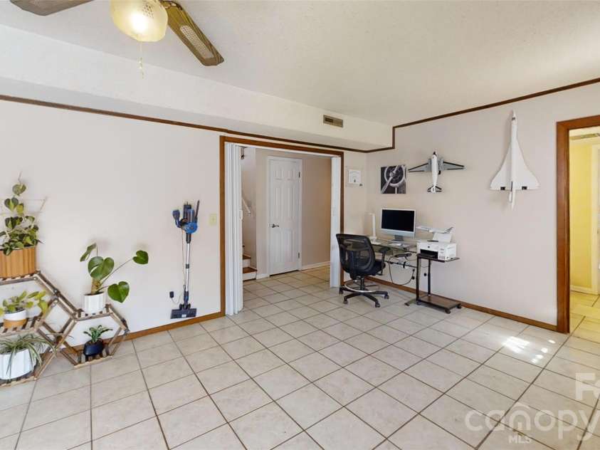 1984 Crestdale Lane, Newton, NC 28658.  MLS# CAR4385955, YatesRealty ID 38127. 