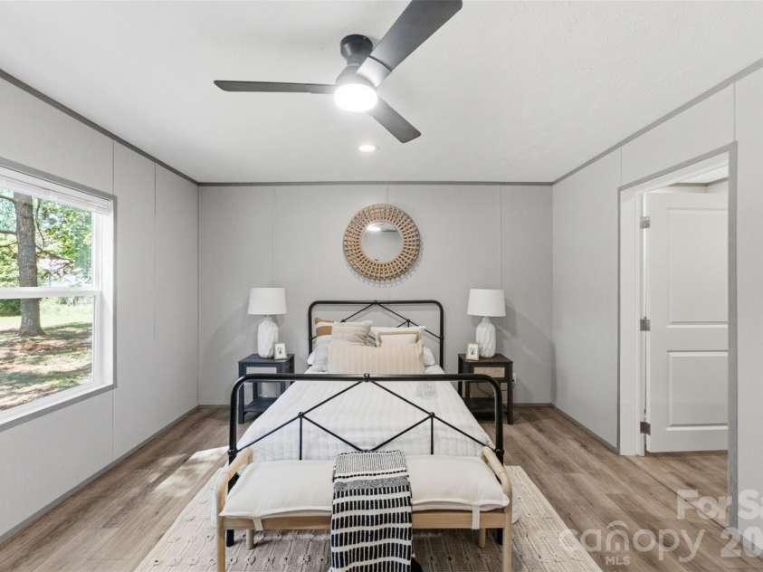 183 Louise Drive, Mooresville, NC 28115.  MLS# CAR4403448, YatesRealty ID 38128. 