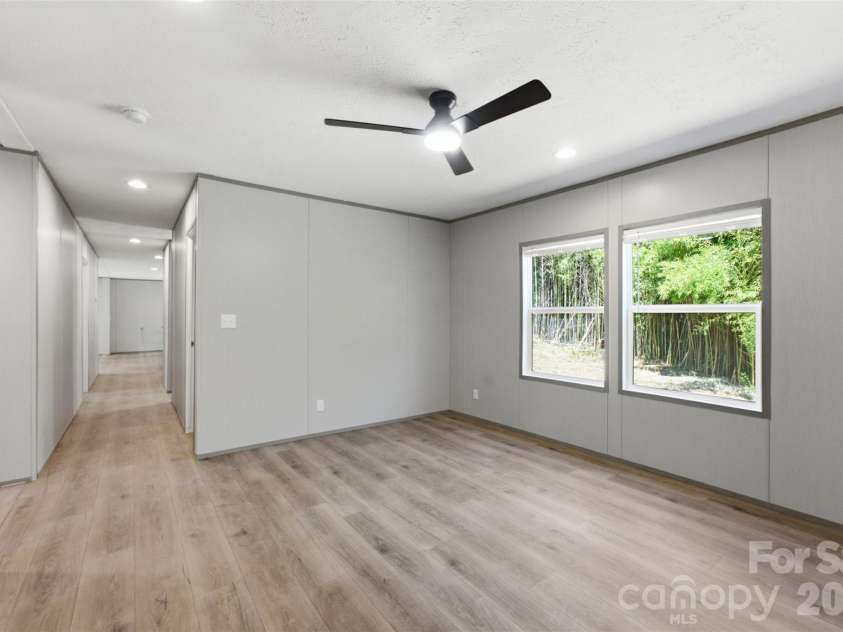 183 Louise Drive, Mooresville, NC 28115.  MLS# CAR4403448, YatesRealty ID 38128. 