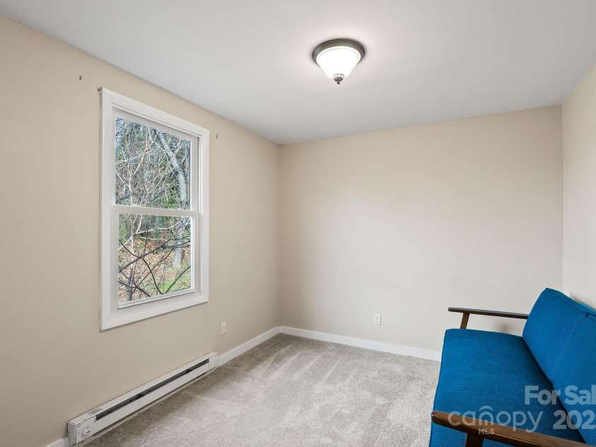 2 Worley Place, Asheville, NC 28806.  MLS# CAR4322493, YatesRealty ID 3813. 