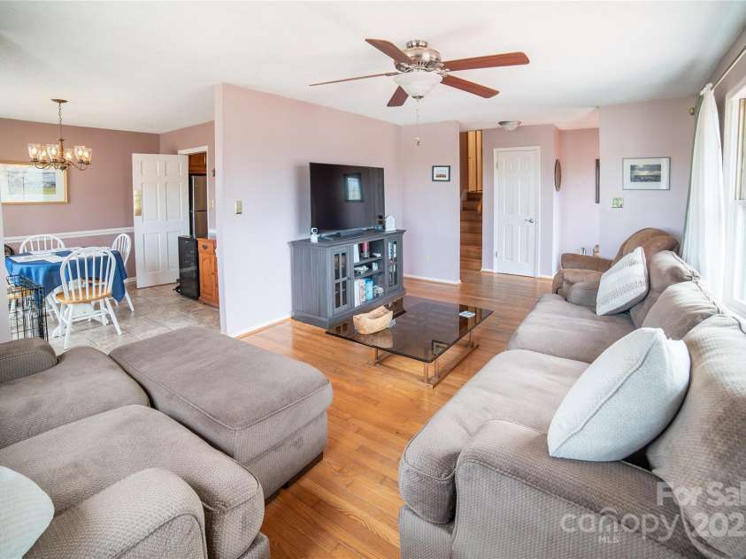 3154 Frank Whisnant Road, Morganton, NC 28655.  MLS# CAR4227309, YatesRealty ID 3813. Family Room