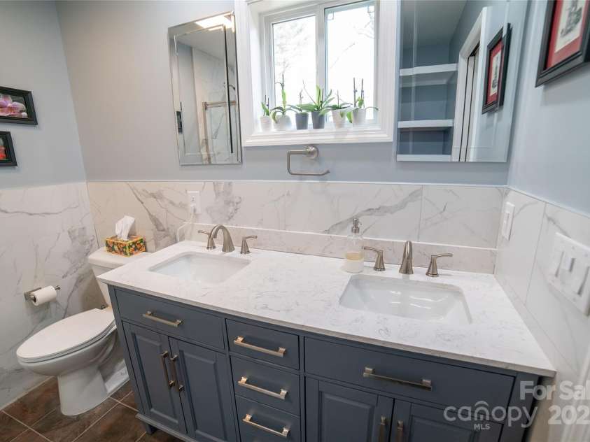 3154 Frank Whisnant Road, Morganton, NC 28655.  MLS# CAR4227309, YatesRealty ID 3813. On Suite
