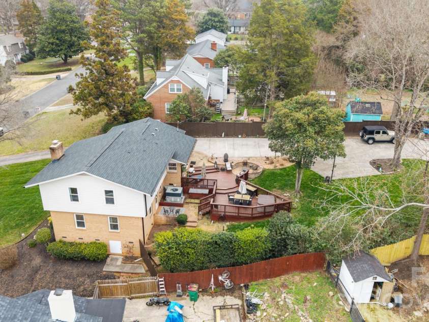 7423 Folger Drive, Charlotte, NC 28226.  MLS# CAR4353978, YatesRealty ID 3813. 