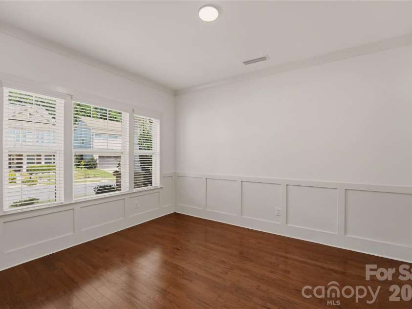 2207 Bluebell Way, Tega Cay, SC 29708.  MLS# CAR4392777, YatesRealty ID 38130. 
