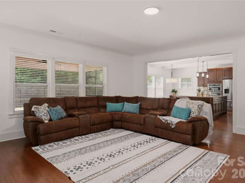 2207 Bluebell Way, Tega Cay, SC 29708.  MLS# CAR4392777, YatesRealty ID 38130. 