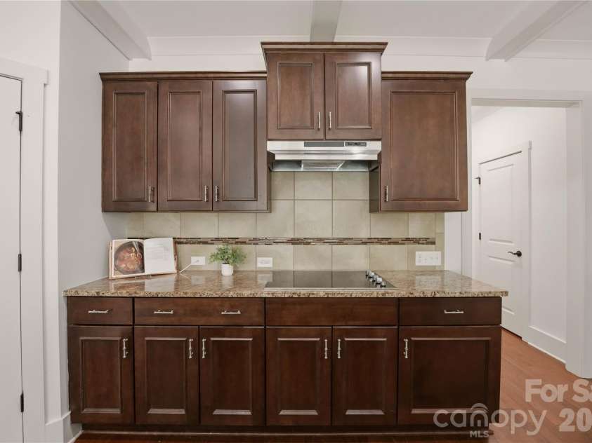 2207 Bluebell Way, Tega Cay, SC 29708.  MLS# CAR4392777, YatesRealty ID 38130. 