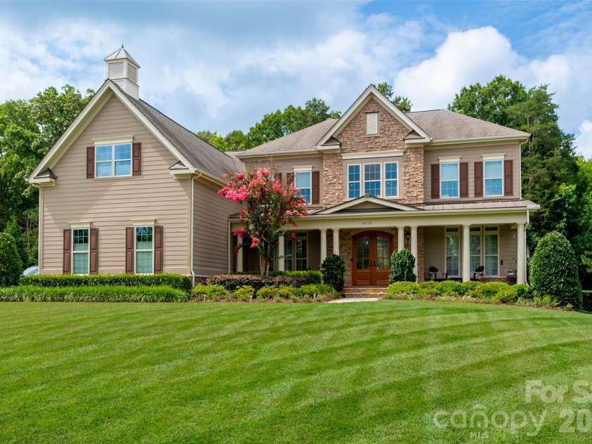 4013 Flowering Peach Road, Waxhaw, NC 28173.  MLS# CAR4402852, YatesRealty ID 38131. 