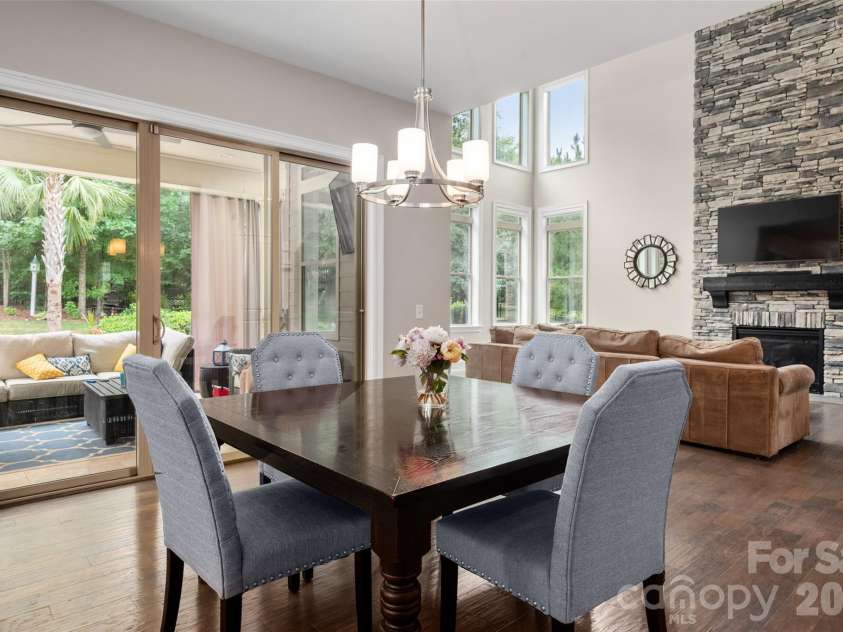 4013 Flowering Peach Road, Waxhaw, NC 28173.  MLS# CAR4402852, YatesRealty ID 38131. 
