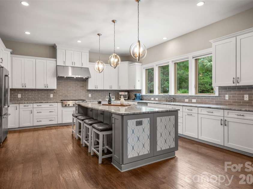 4013 Flowering Peach Road, Waxhaw, NC 28173.  MLS# CAR4402852, YatesRealty ID 38131. 