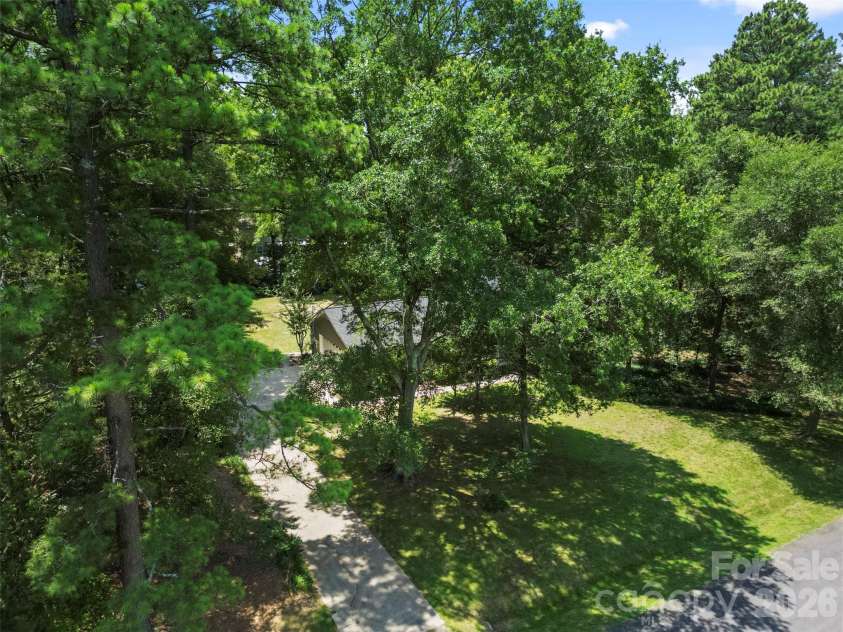 5381 Woodside Drive, Rock Hill, SC 29732.  MLS# CAR4398063, YatesRealty ID 38132. 