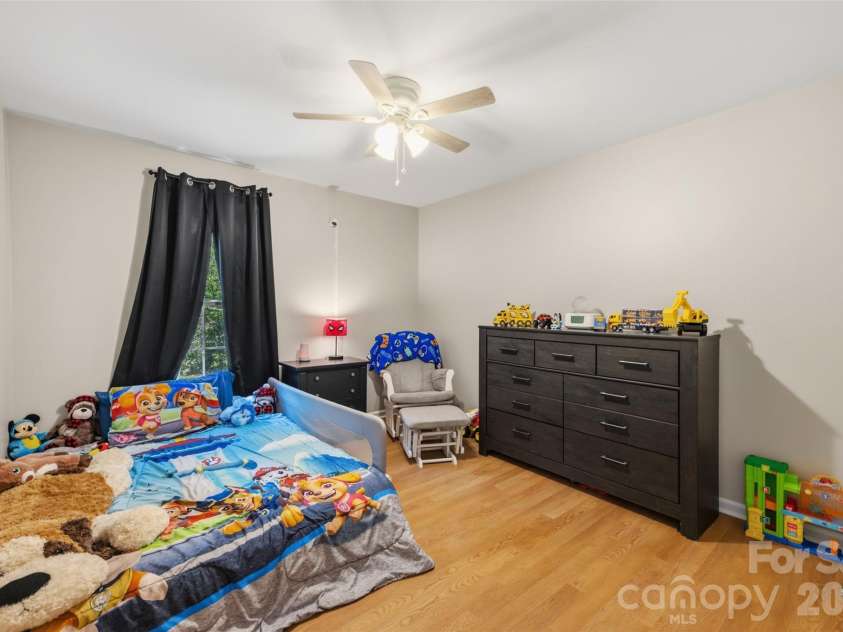 5381 Woodside Drive, Rock Hill, SC 29732.  MLS# CAR4398063, YatesRealty ID 38132. Upper Level 3rd Bedroom