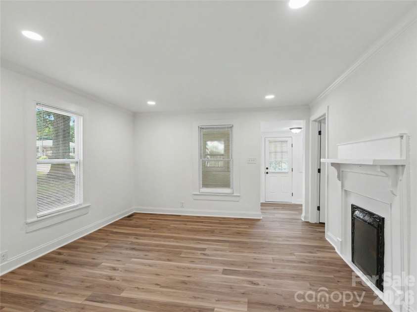 209 Caldwell Street, Kannapolis, NC 28083.  MLS# CAR4396589, YatesRealty ID 38133. 
