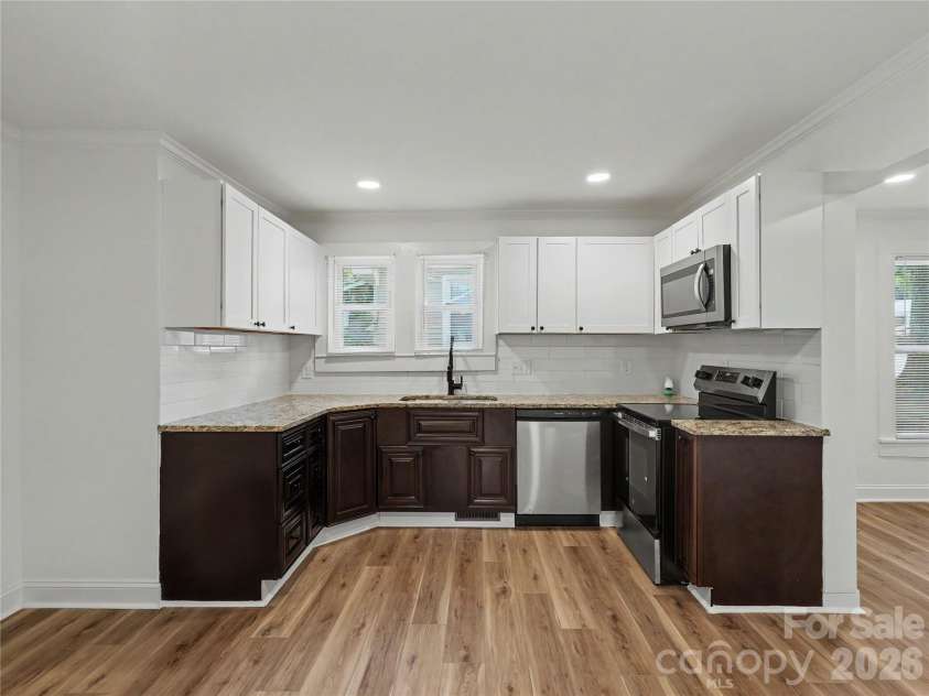 209 Caldwell Street, Kannapolis, NC 28083.  MLS# CAR4396589, YatesRealty ID 38133. 