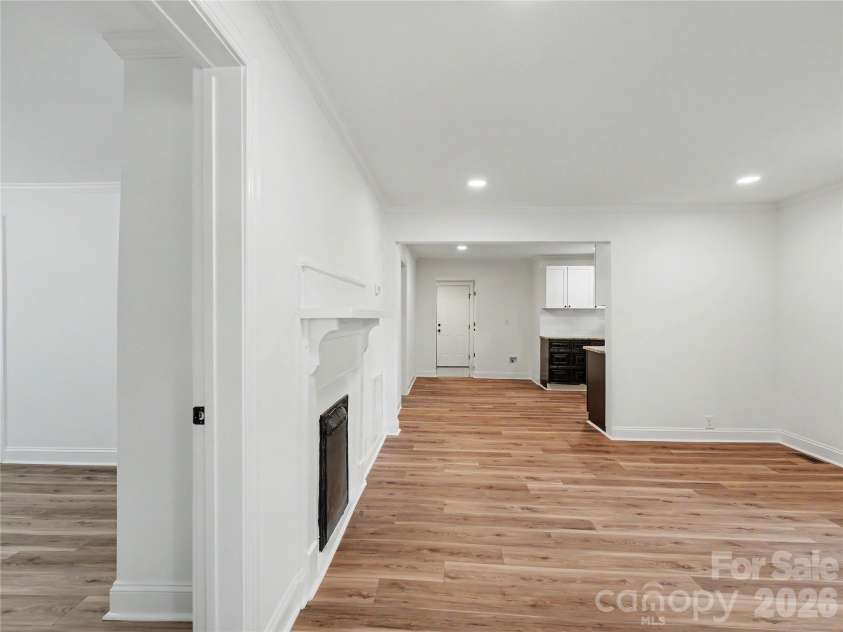 209 Caldwell Street, Kannapolis, NC 28083.  MLS# CAR4396589, YatesRealty ID 38133. 