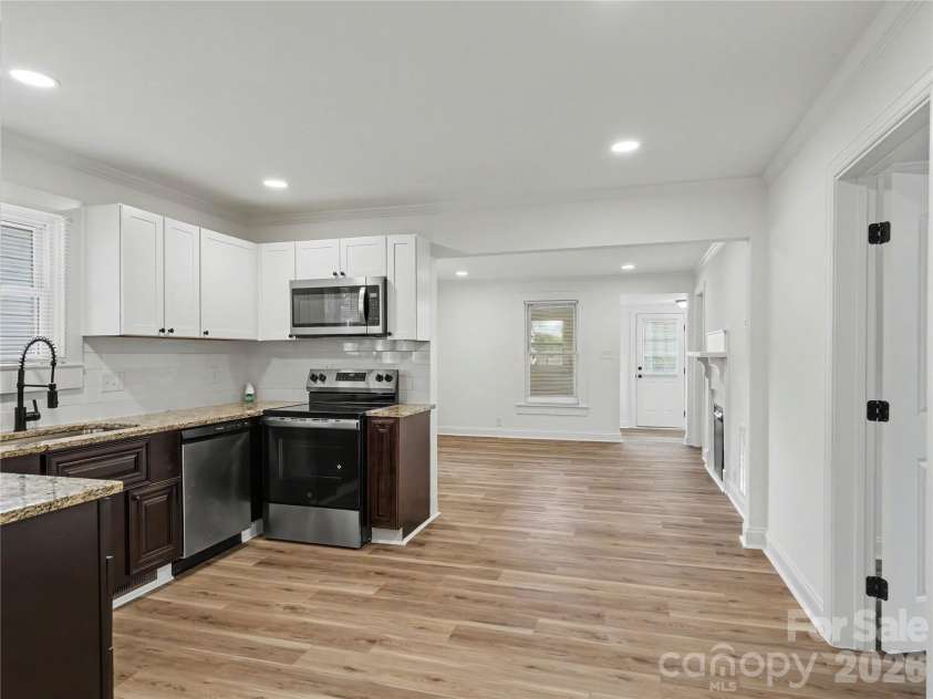 209 Caldwell Street, Kannapolis, NC 28083.  MLS# CAR4396589, YatesRealty ID 38133. 