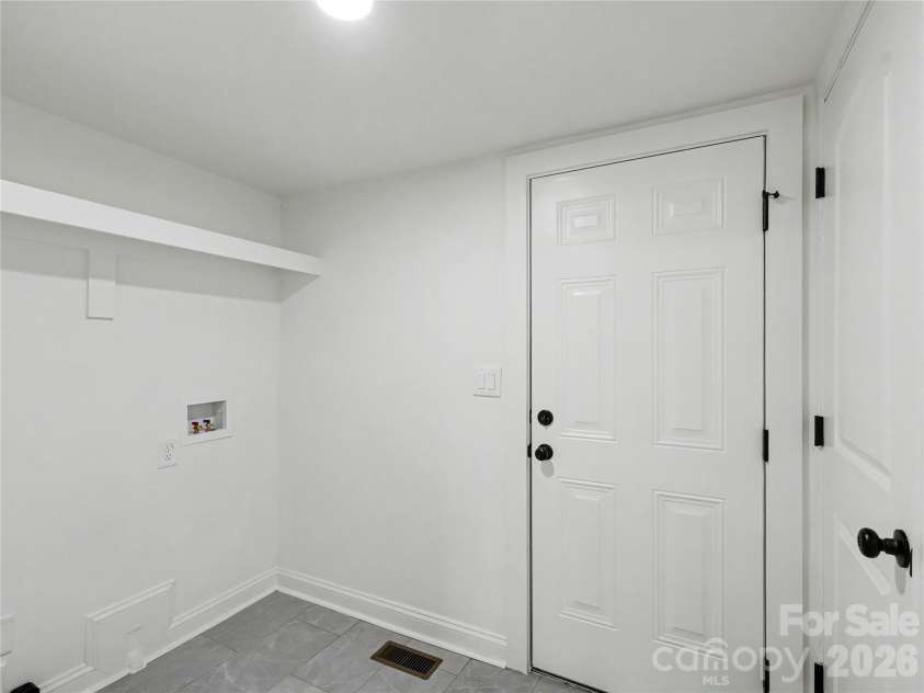 209 Caldwell Street, Kannapolis, NC 28083.  MLS# CAR4396589, YatesRealty ID 38133. 