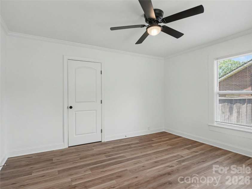 209 Caldwell Street, Kannapolis, NC 28083.  MLS# CAR4396589, YatesRealty ID 38133. 