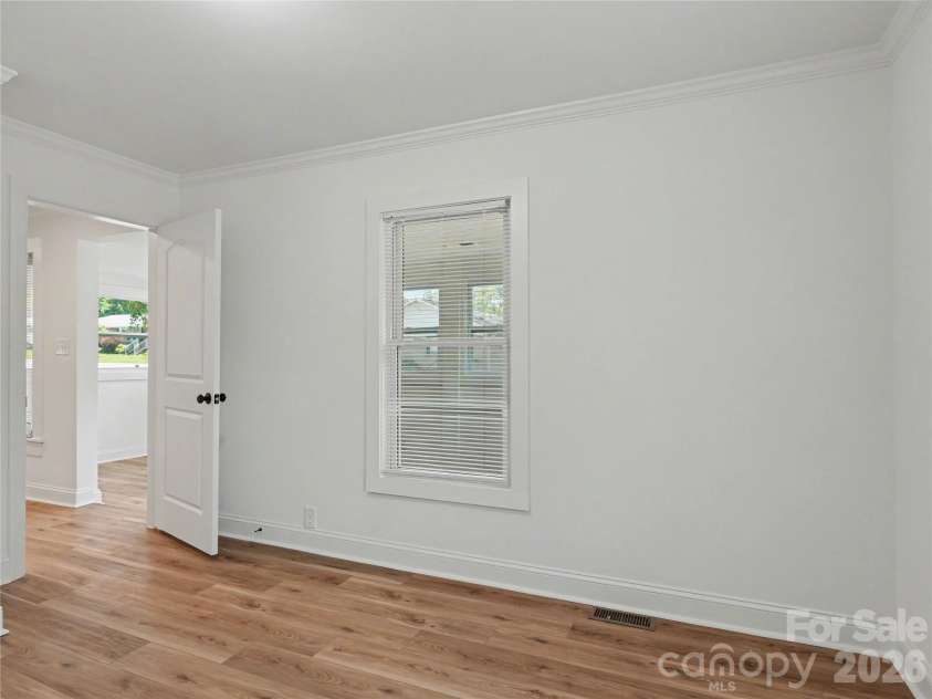 209 Caldwell Street, Kannapolis, NC 28083.  MLS# CAR4396589, YatesRealty ID 38133. 