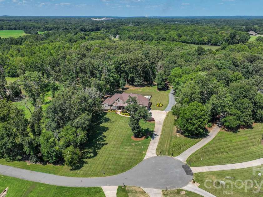 1017 Biggers Farm Court, Indian Trail, NC 28079.  MLS# CAR4404718, YatesRealty ID 38135. 