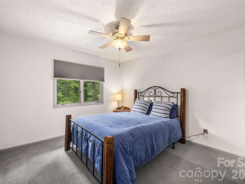 106 Deerlake Drive, Asheville, NC 28803.  MLS# CAR4403327, YatesRealty ID 38136. Third Bedroom
