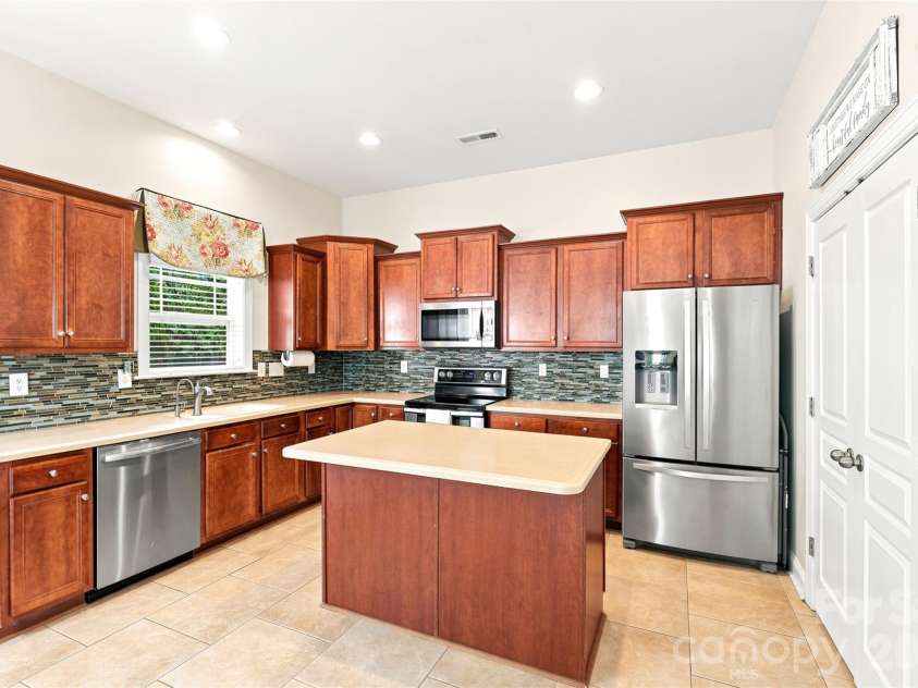 1507 Belmont Stakes Avenue, Indian Trail, NC 28079.  MLS# CAR4405383, YatesRealty ID 38137. 