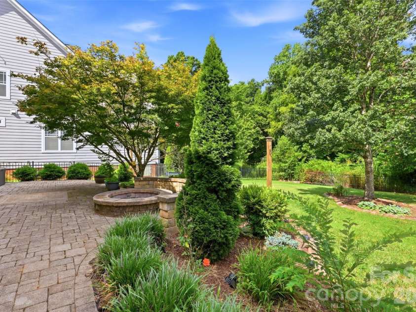 1507 Belmont Stakes Avenue, Indian Trail, NC 28079.  MLS# CAR4405383, YatesRealty ID 38137. 