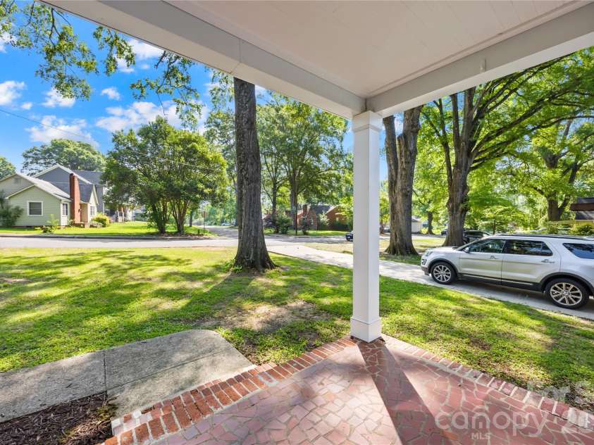 1120 Meadow Lane, Charlotte, NC 28205.  MLS# CAR4397732, YatesRealty ID 38138. Cute front porch!