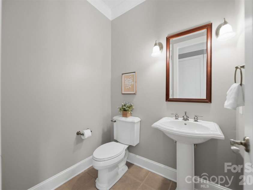 3745 Pinecrest Drive, Hickory, NC 28601.  MLS# CAR4403164, YatesRealty ID 38139. 1/2 bath in basement off the pool table area.