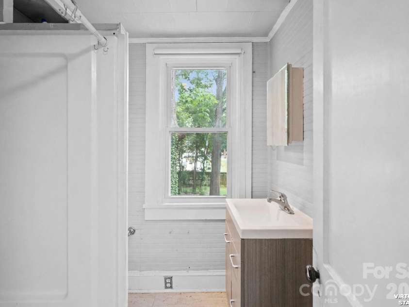 1208 Franklin Street, Monroe, NC 28112.  MLS# CAR4403493, YatesRealty ID 38140. 