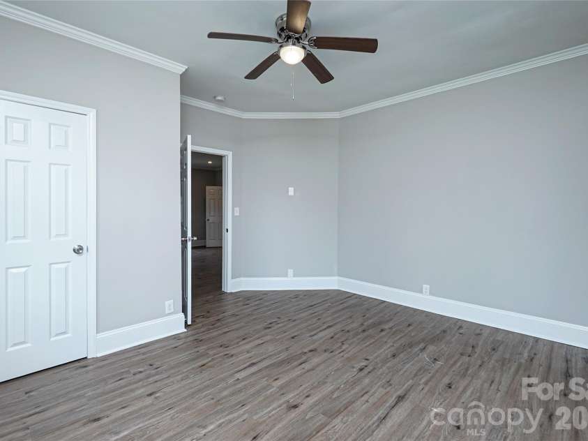1113 5th Avenue, Gastonia, NC 28052.  MLS# CAR4404540, YatesRealty ID 38141. 