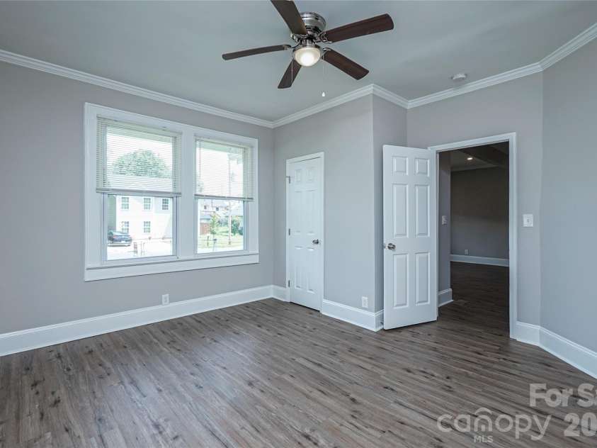 1113 5th Avenue, Gastonia, NC 28052.  MLS# CAR4404540, YatesRealty ID 38141. 