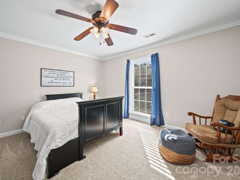 2200 Wynbourne Drive, Gastonia, NC 28056.  MLS# CAR4377884, YatesRealty ID 38144. 