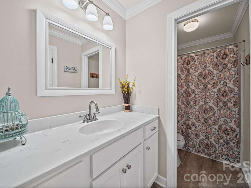 2200 Wynbourne Drive, Gastonia, NC 28056.  MLS# CAR4377884, YatesRealty ID 38144. 