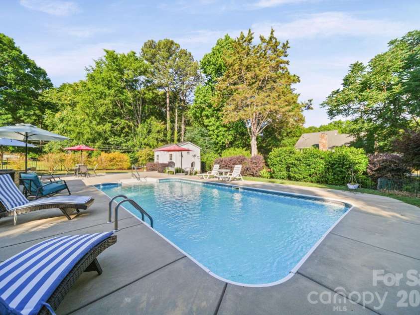 2200 Wynbourne Drive, Gastonia, NC 28056.  MLS# CAR4377884, YatesRealty ID 38144. 