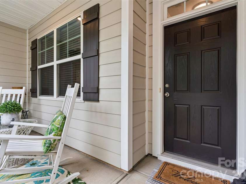 3302 Lock Erne Avenue, Kannapolis, NC 28081.  MLS# CAR4404706, YatesRealty ID 38146. 