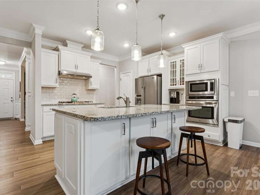 3302 Lock Erne Avenue, Kannapolis, NC 28081.  MLS# CAR4404706, YatesRealty ID 38146. 