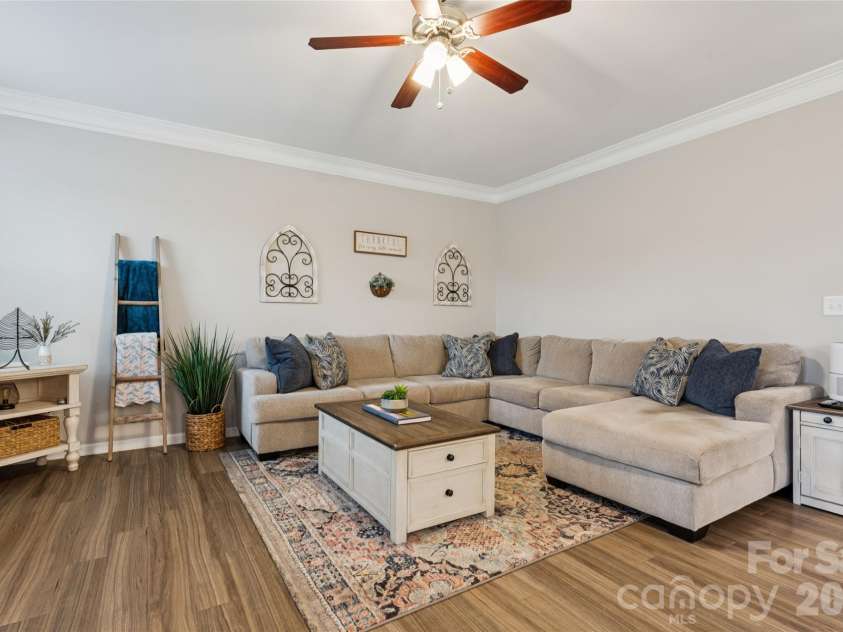 3302 Lock Erne Avenue, Kannapolis, NC 28081.  MLS# CAR4404706, YatesRealty ID 38146. 
