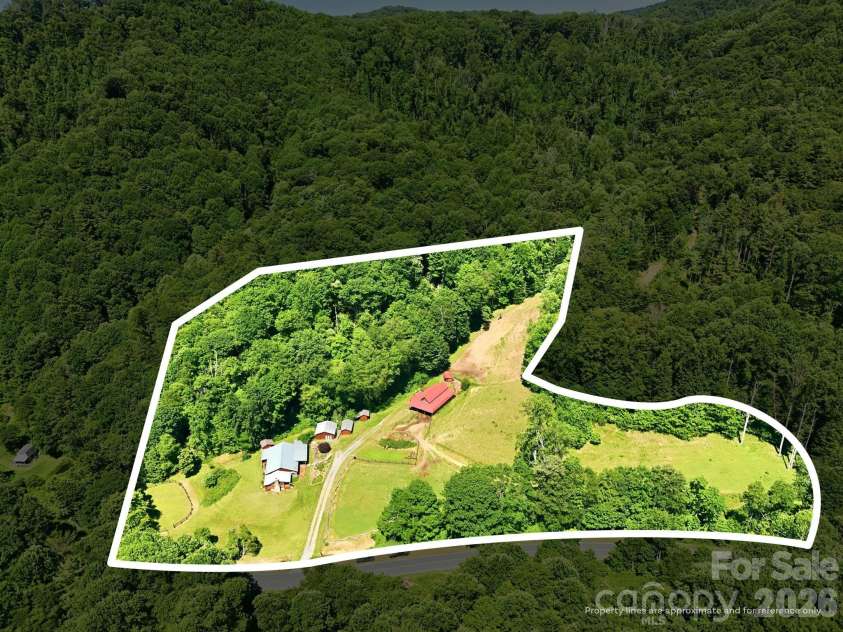 1005 Smith Creek Road, Mars Hill, NC 28754.  MLS# CAR4394966, YatesRealty ID 38147. 